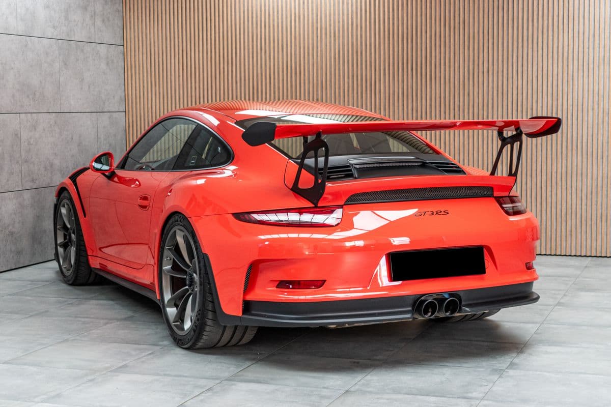 2016 Porsche 911 - 4