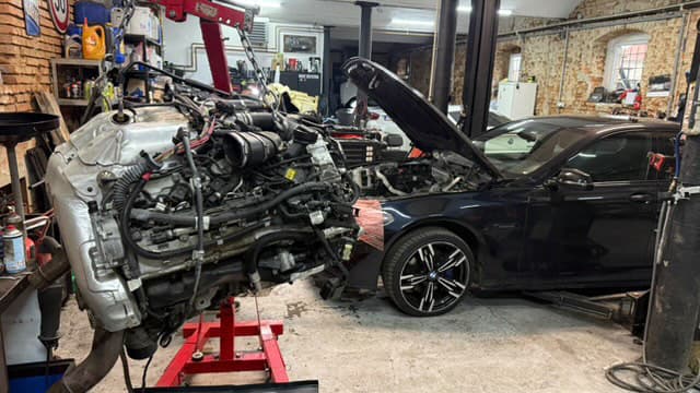 2014 BMW 5-SERIES - 7