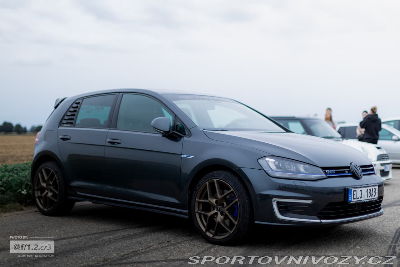 2016 Volkswagen GOLF - 13