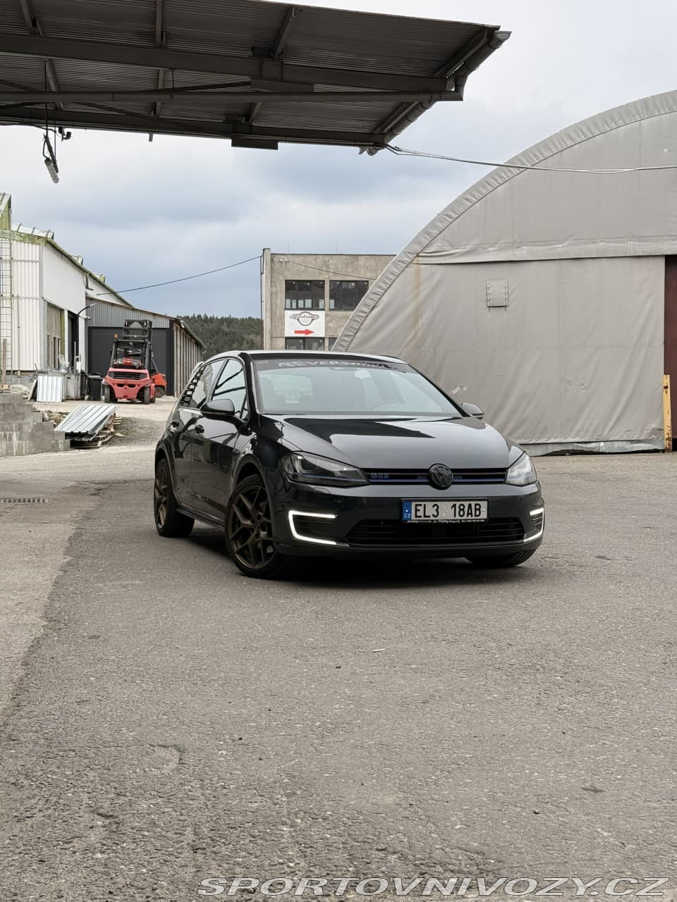 2016 Volkswagen GOLF