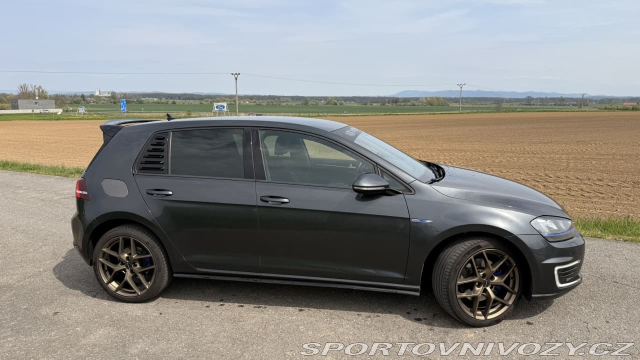 2016 Volkswagen GOLF - 7