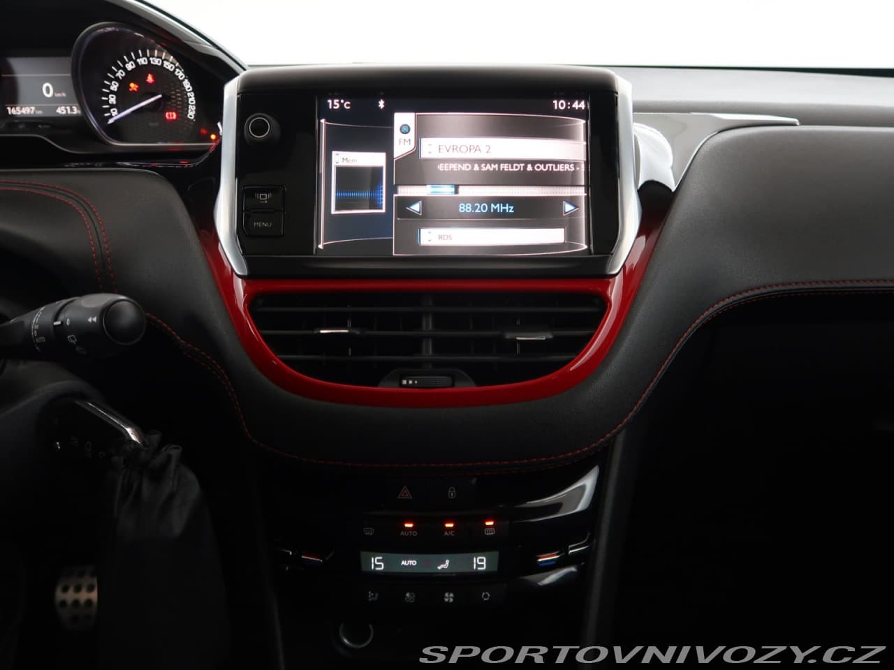 2014 Peugeot 208 - 12