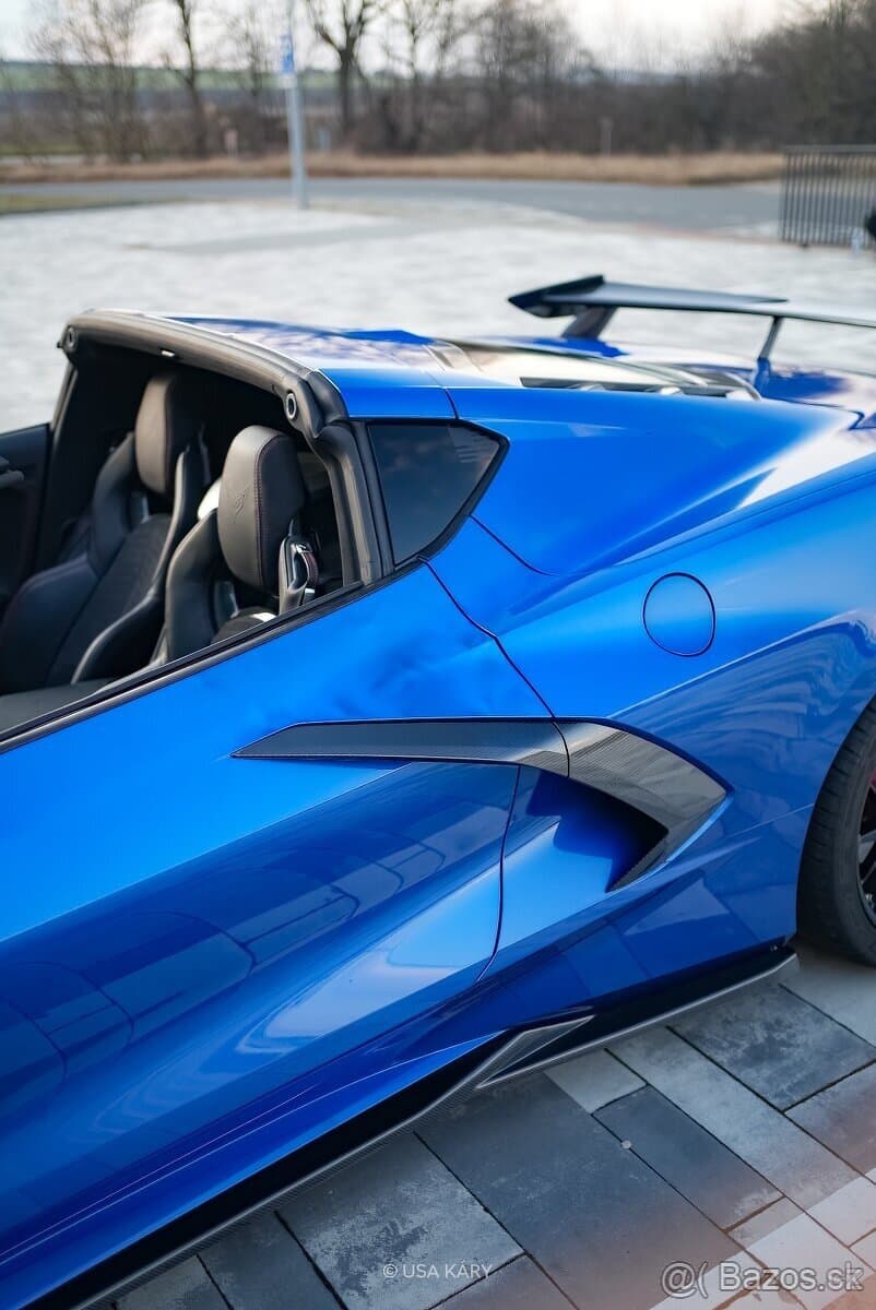 2020 Chevrolet CORVETTE - 11