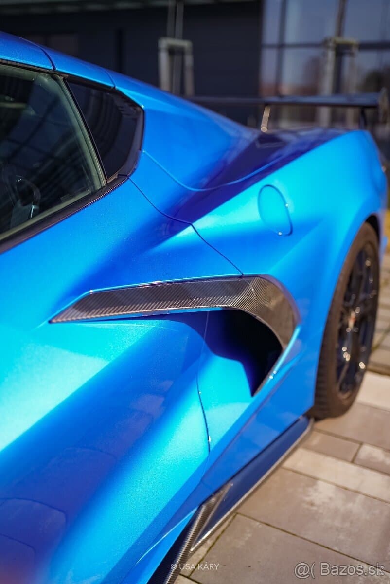 2020 Chevrolet CORVETTE - 12