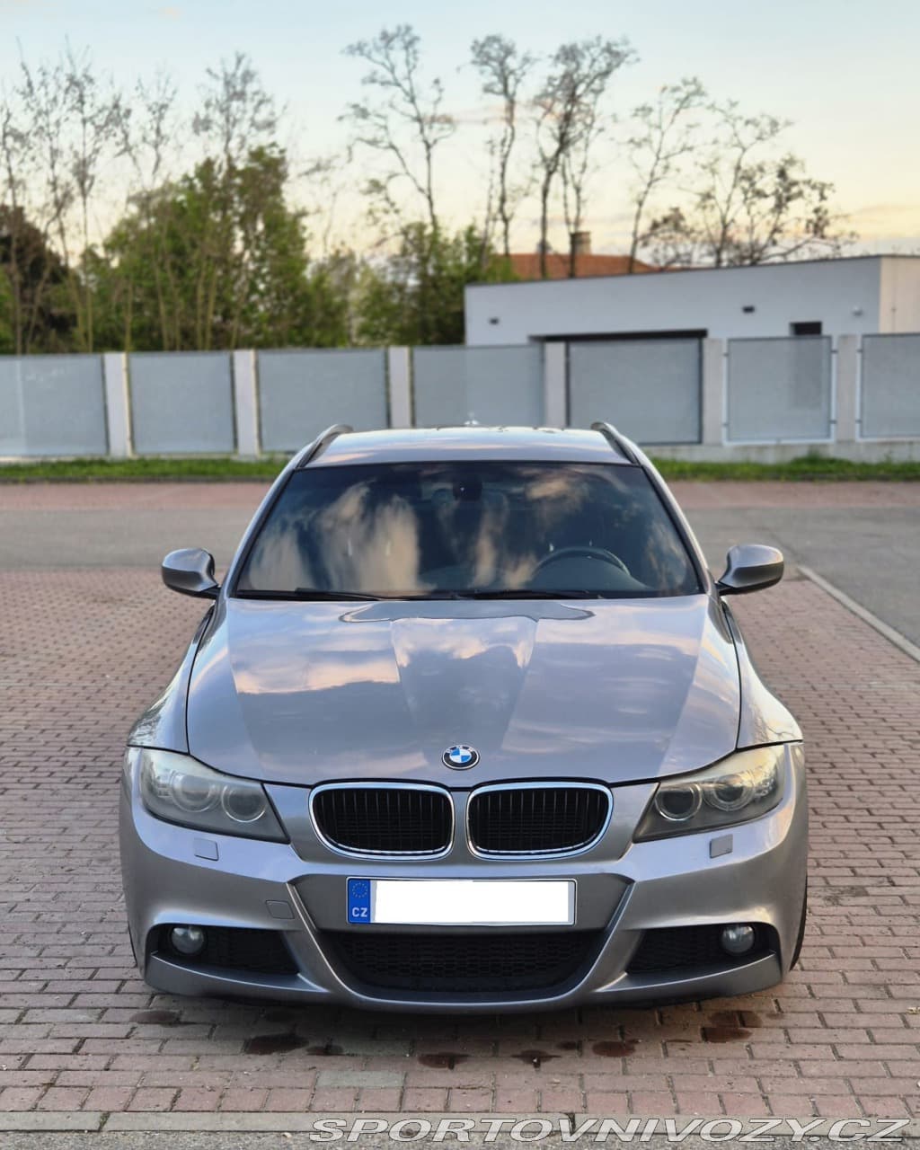 2010 BMW 3-SERIES - 12