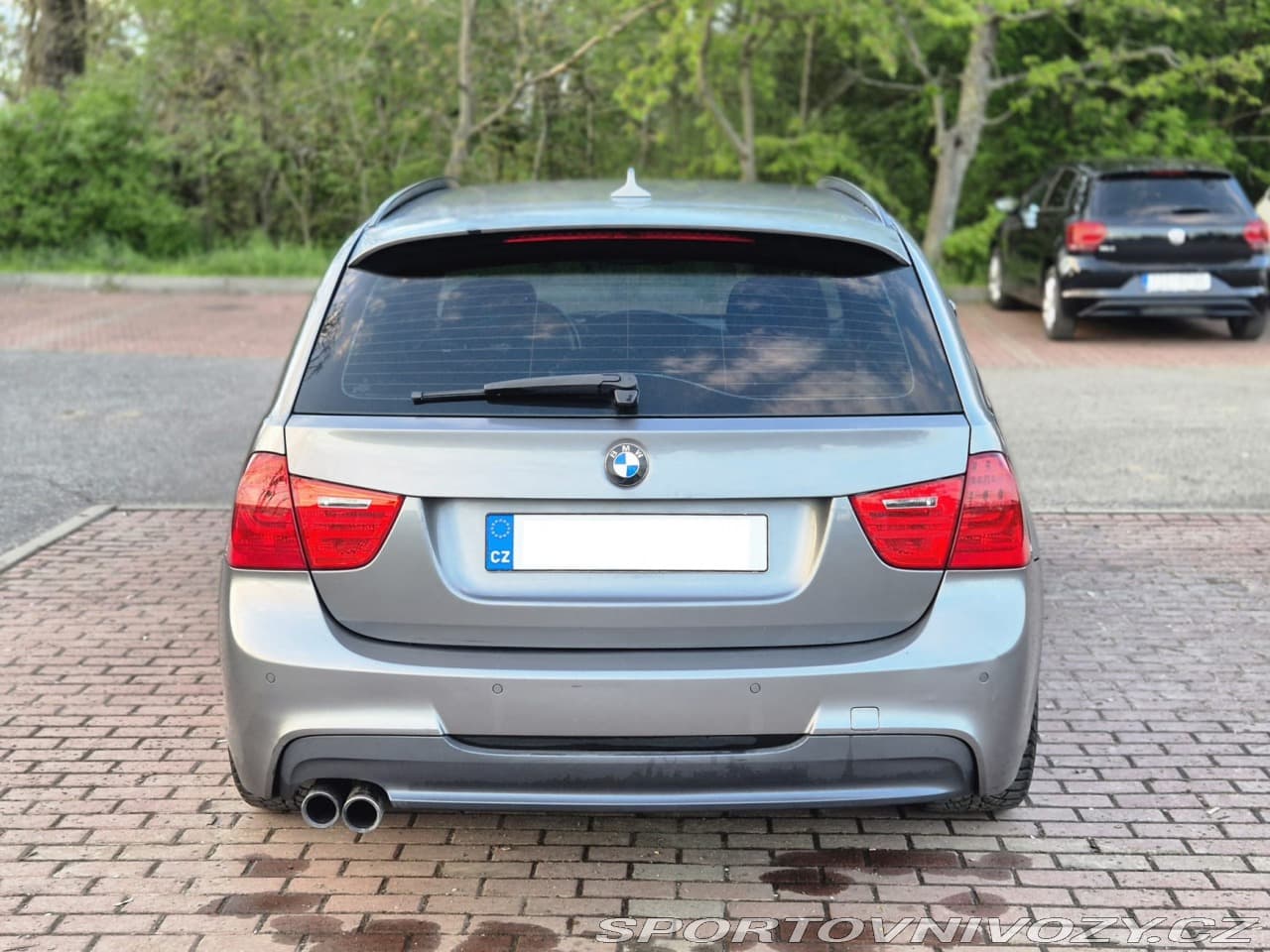 2010 BMW 3-SERIES - 18