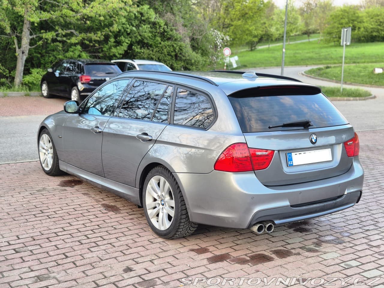 2010 BMW 3-SERIES - 20