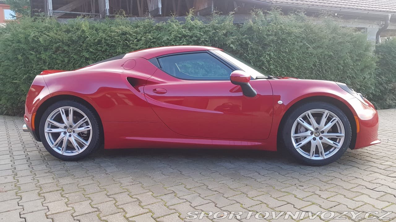 2015 Alfa Romeo 4C