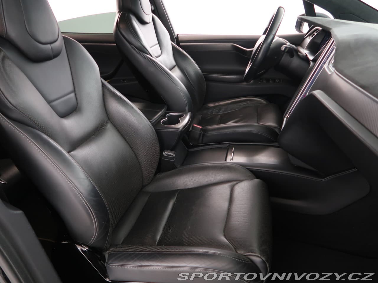 2016 Tesla MODEL X - 9