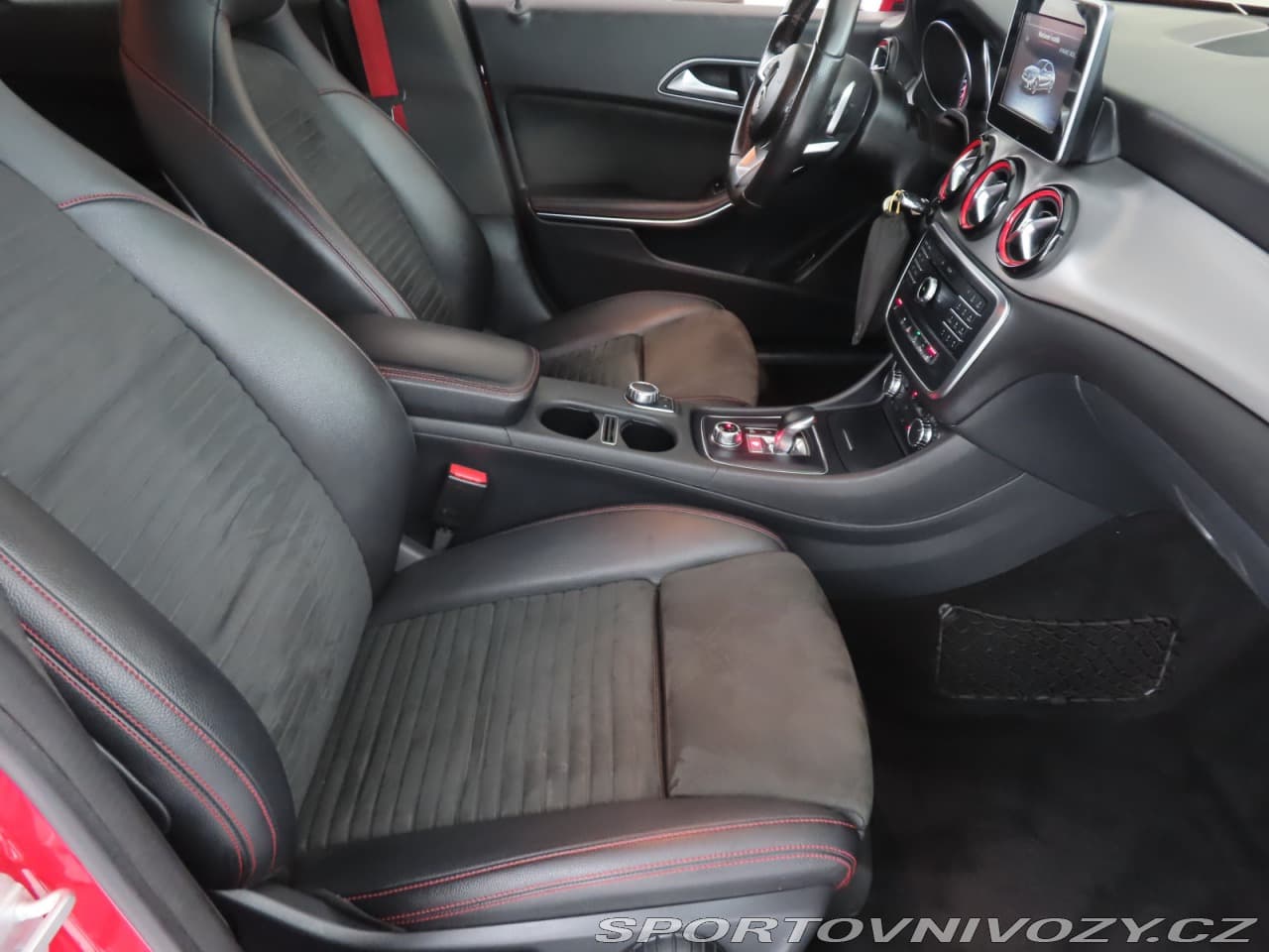2016 Mercedes-Benz CLA - 9
