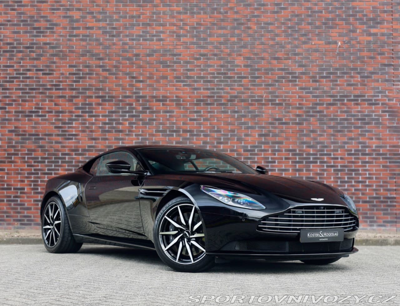 2020 Aston Martin DB11