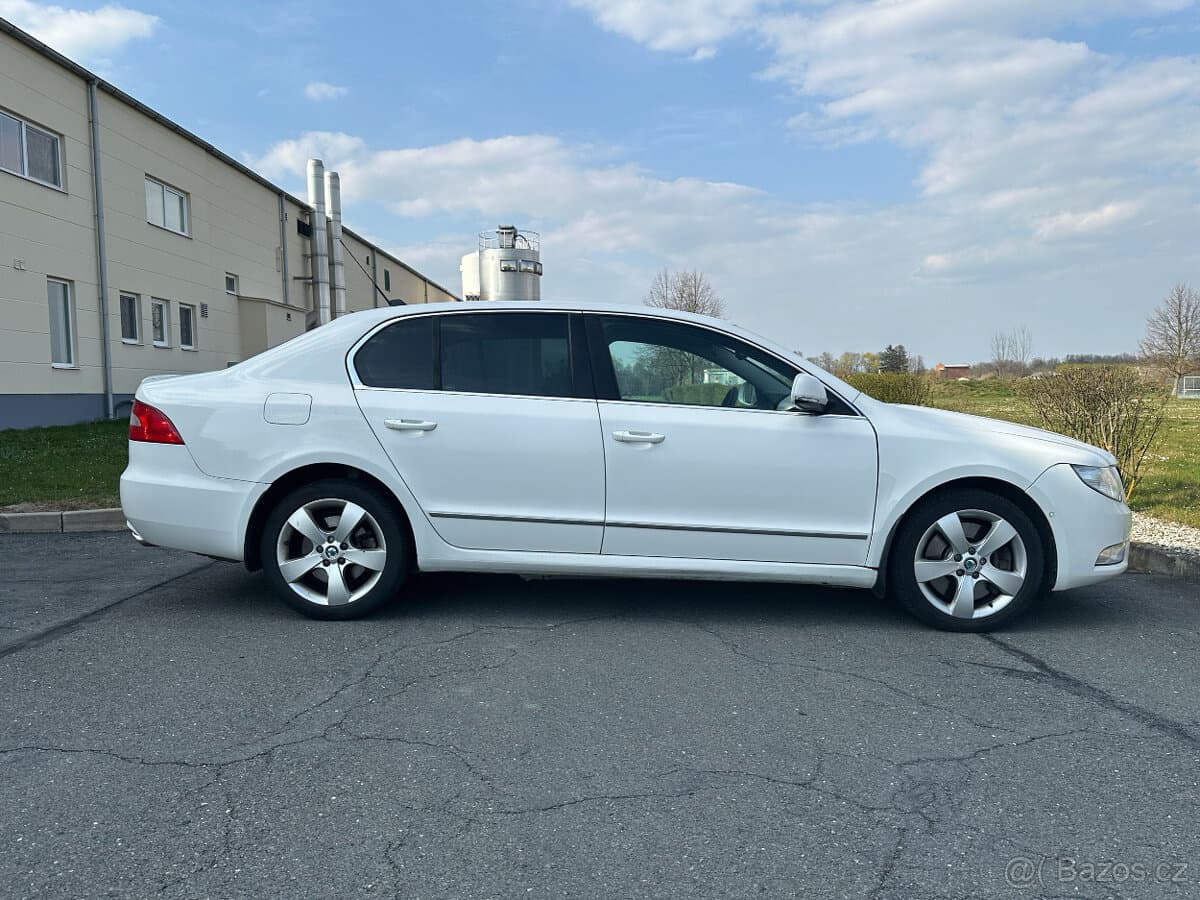 2008 Škoda SUPERB - 4