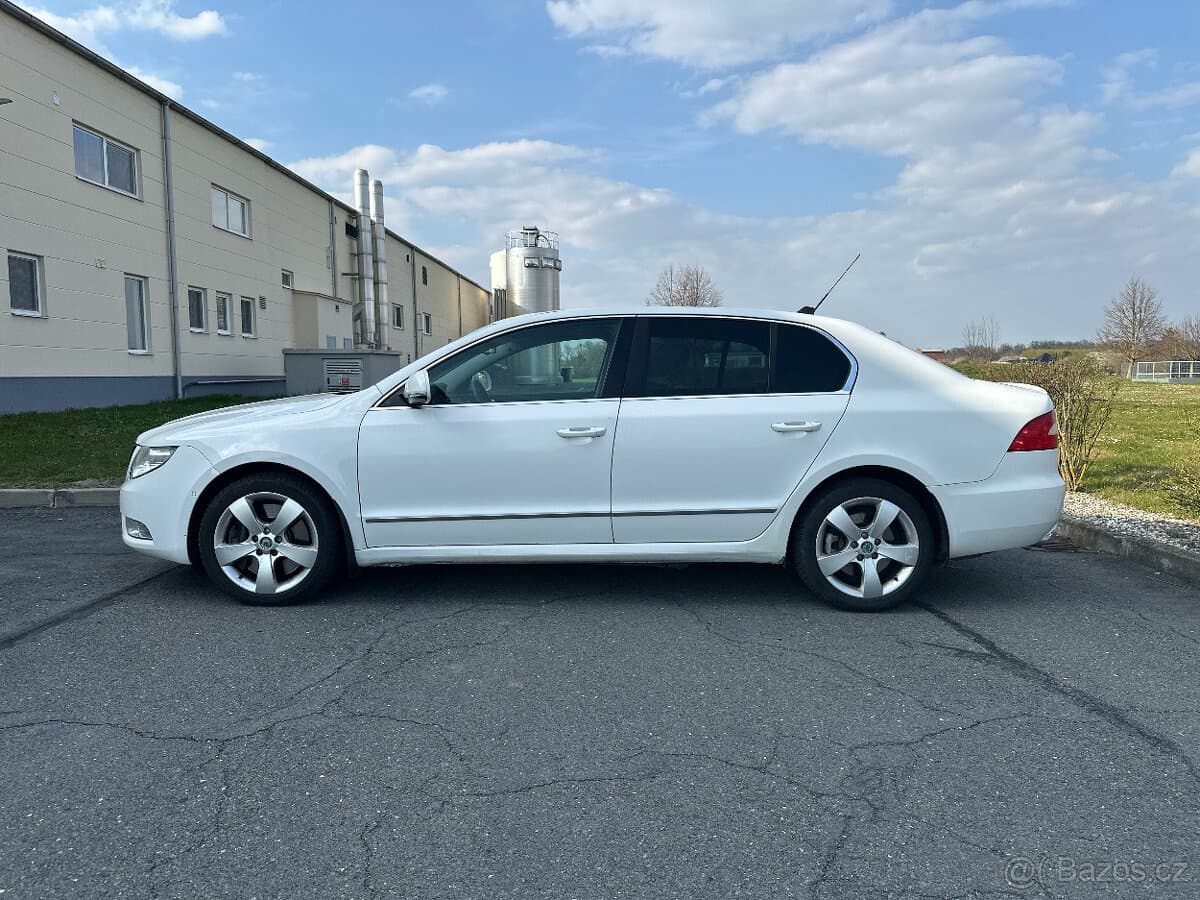 2008 Škoda SUPERB - 5