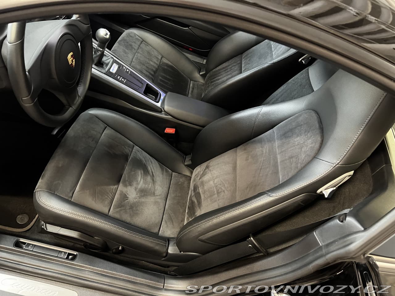 2015 Porsche CAYMAN - 9