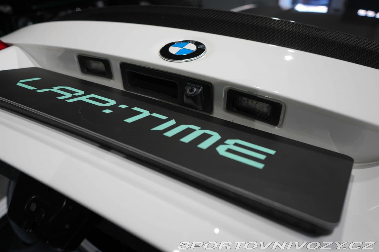 2018 BMW M3 - 17