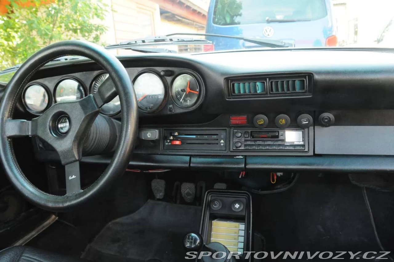 1982 Porsche 911 - 11