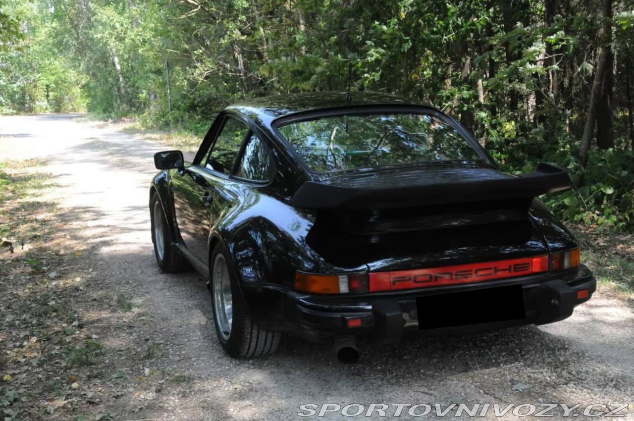 1982 Porsche 911 - 7
