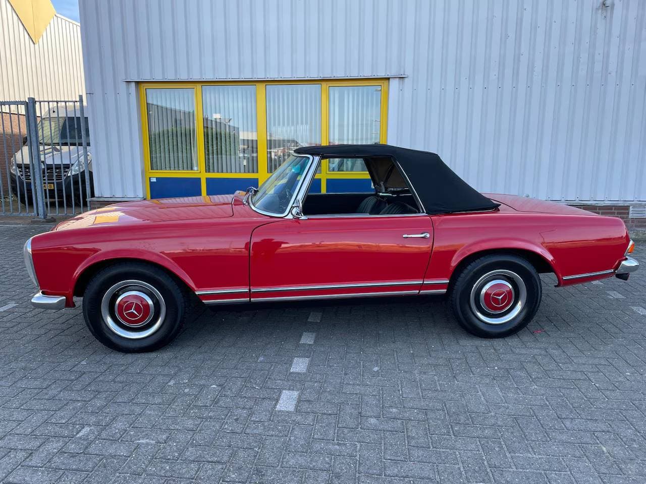 1967 Mercedes-Benz SL - 2