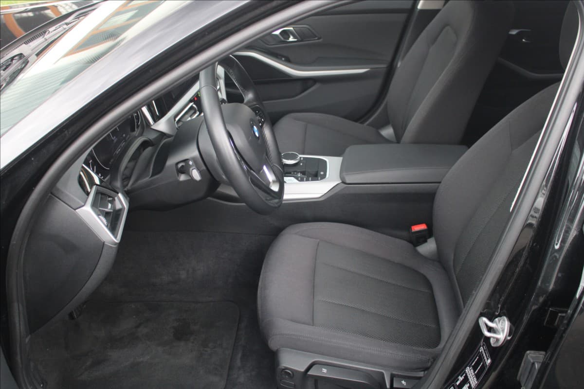 BMW 3-SERIES - 11