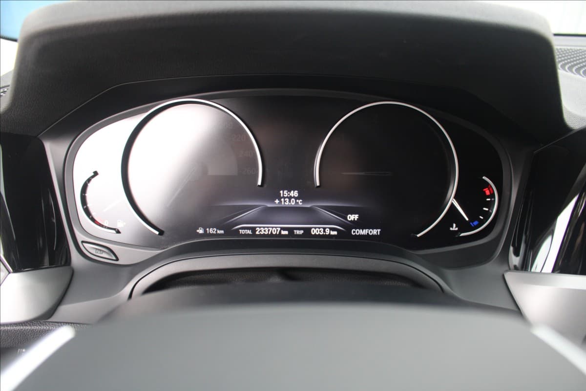 BMW 3-SERIES - 18