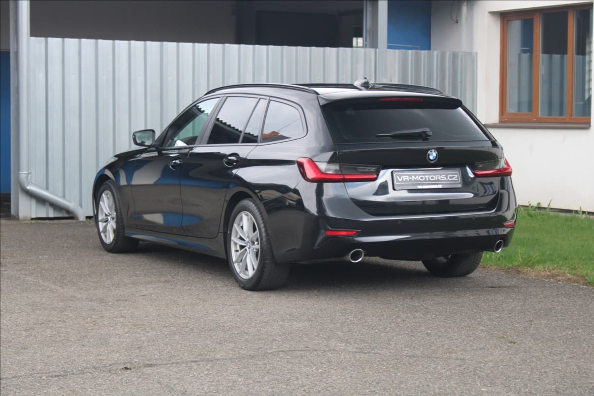 BMW 3-SERIES - 5