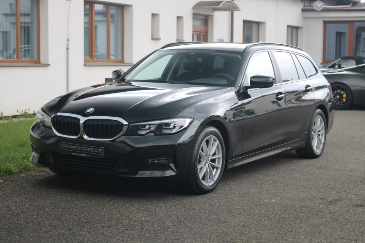 BMW 3-SERIES - 8
