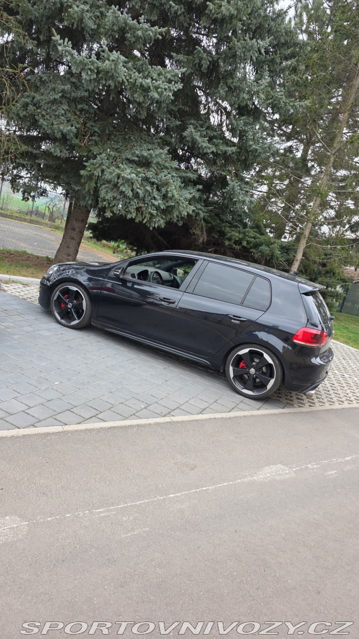 2009 Volkswagen GOLF - 16