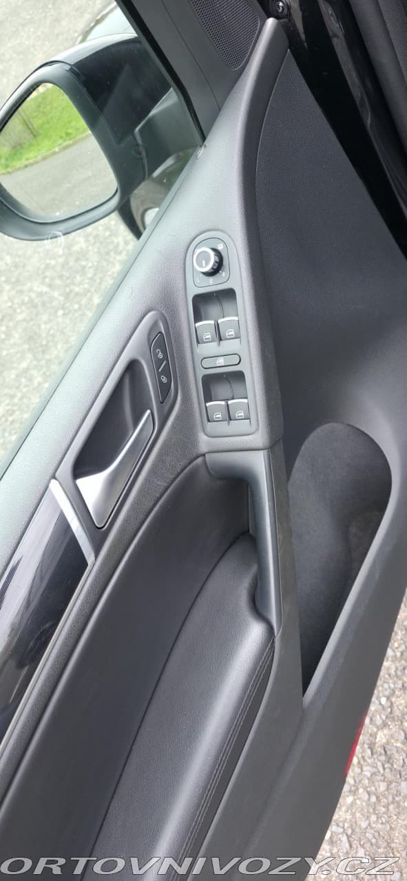2009 Volkswagen GOLF - 9