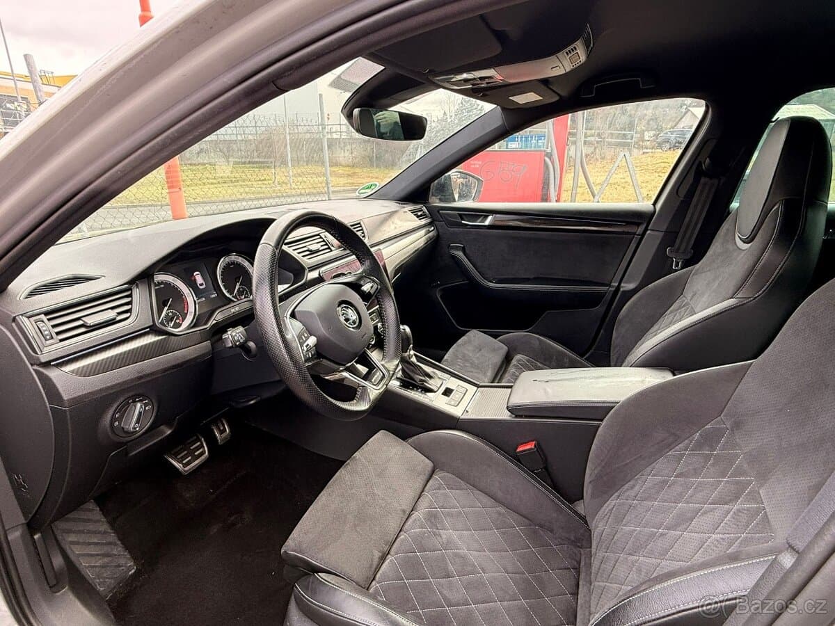 2021 Škoda SUPERB - 8