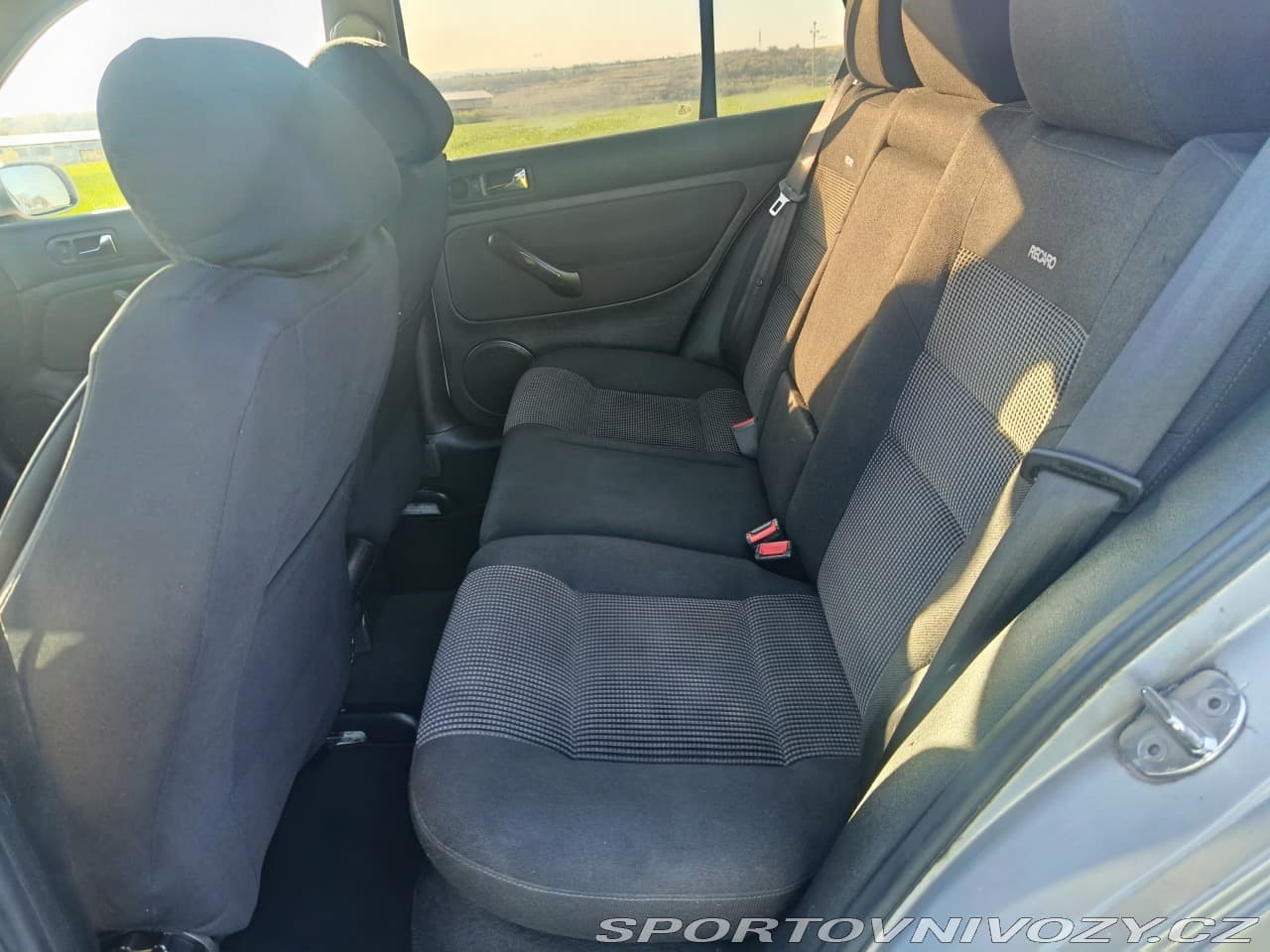 2000 Volkswagen GOLF - 12