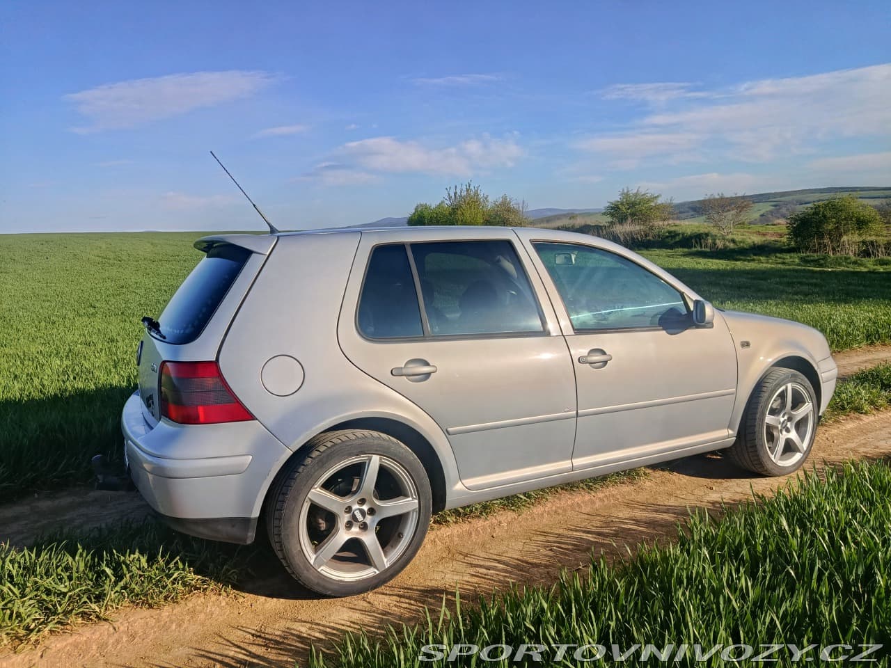 2000 Volkswagen GOLF - 7