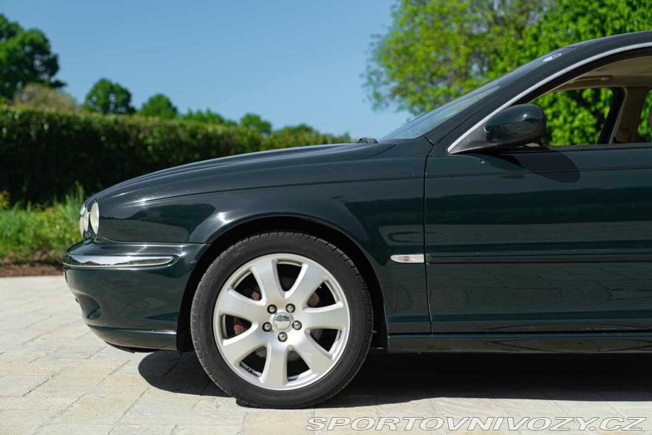 2002 Jaguar X-TYPE - 20