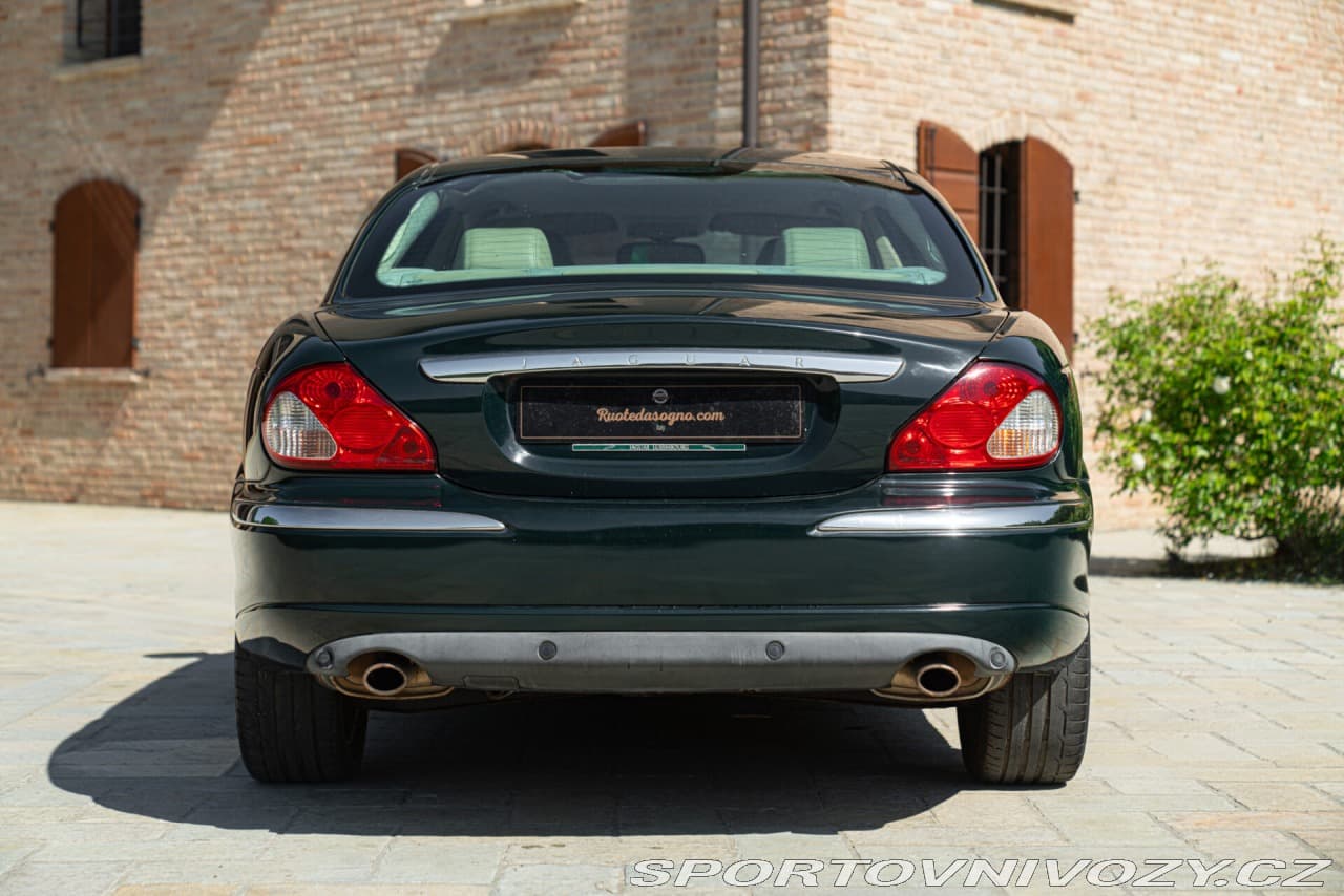 2002 Jaguar X-TYPE - 8