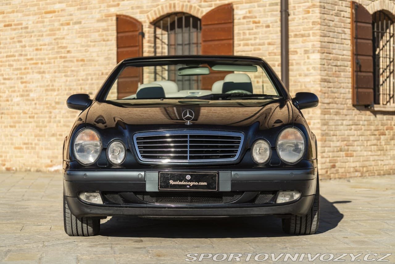 2002 Mercedes-Benz CLK - 18
