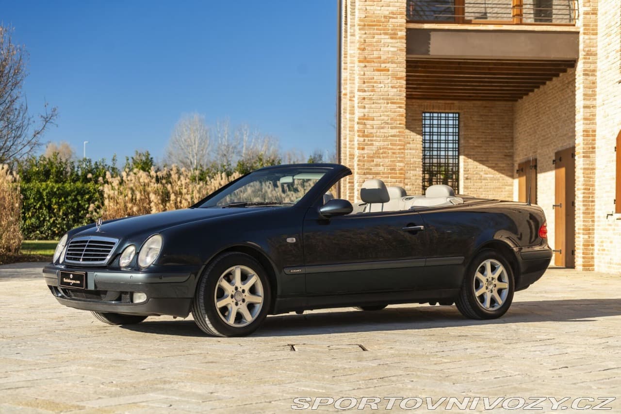 2002 Mercedes-Benz CLK - 19