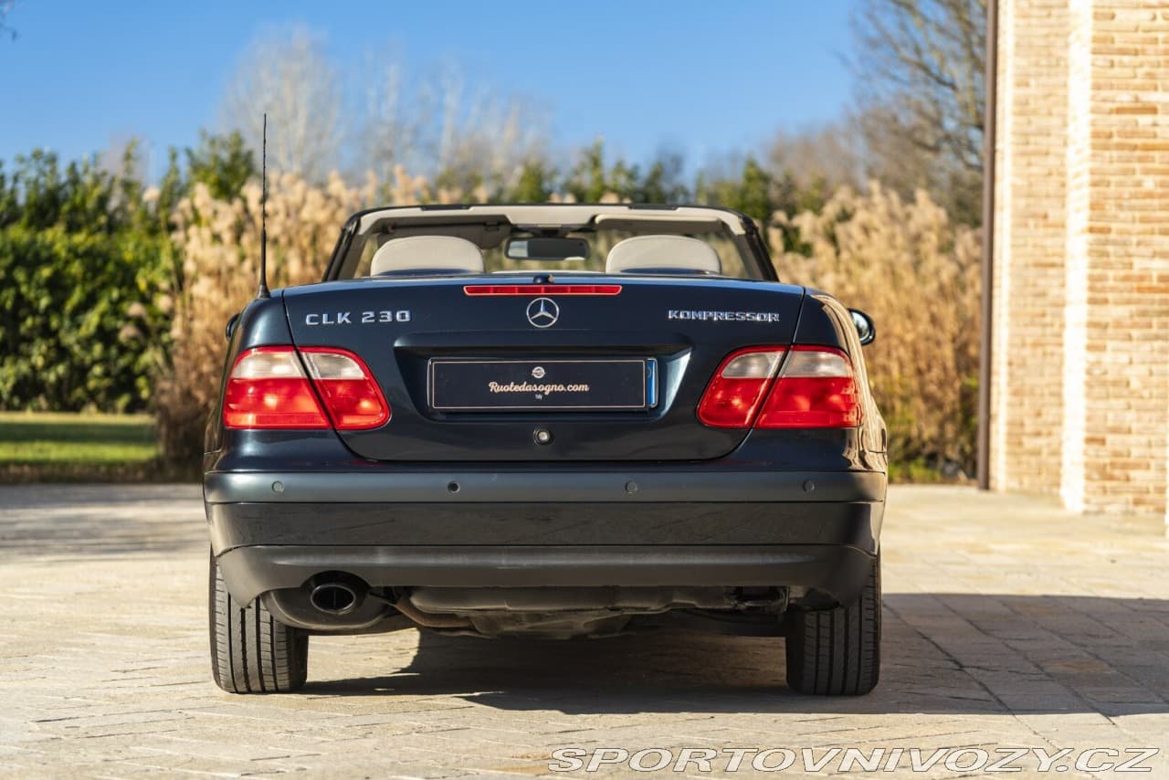 2002 Mercedes-Benz CLK - 8
