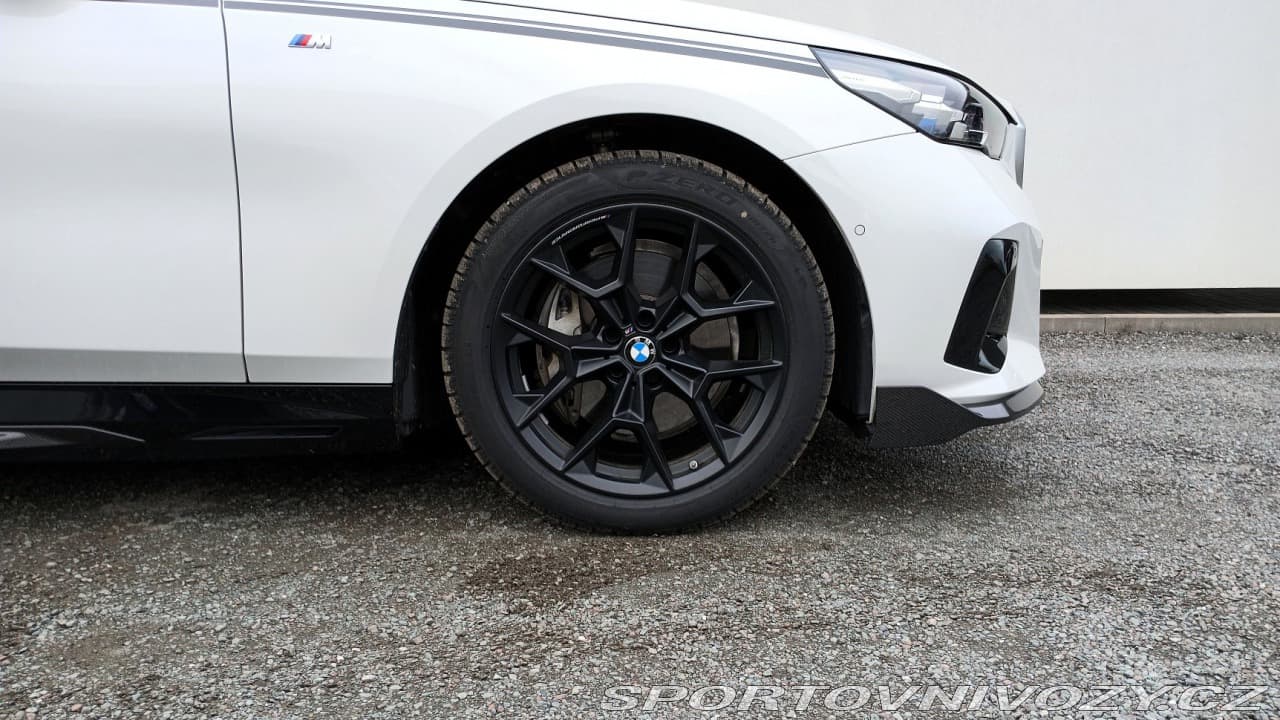 2024 BMW I5 - 4
