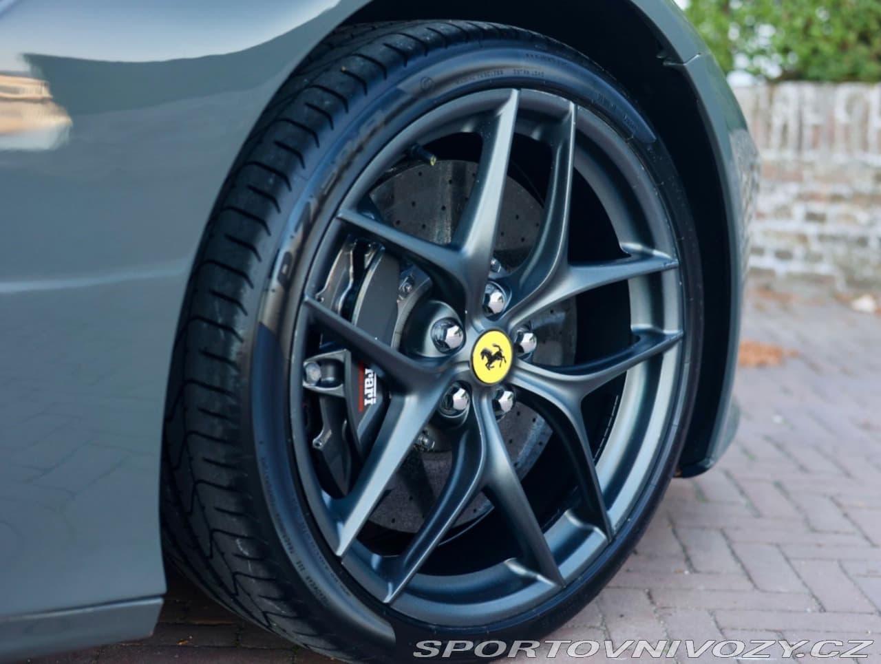 2013 Ferrari F12 - 16