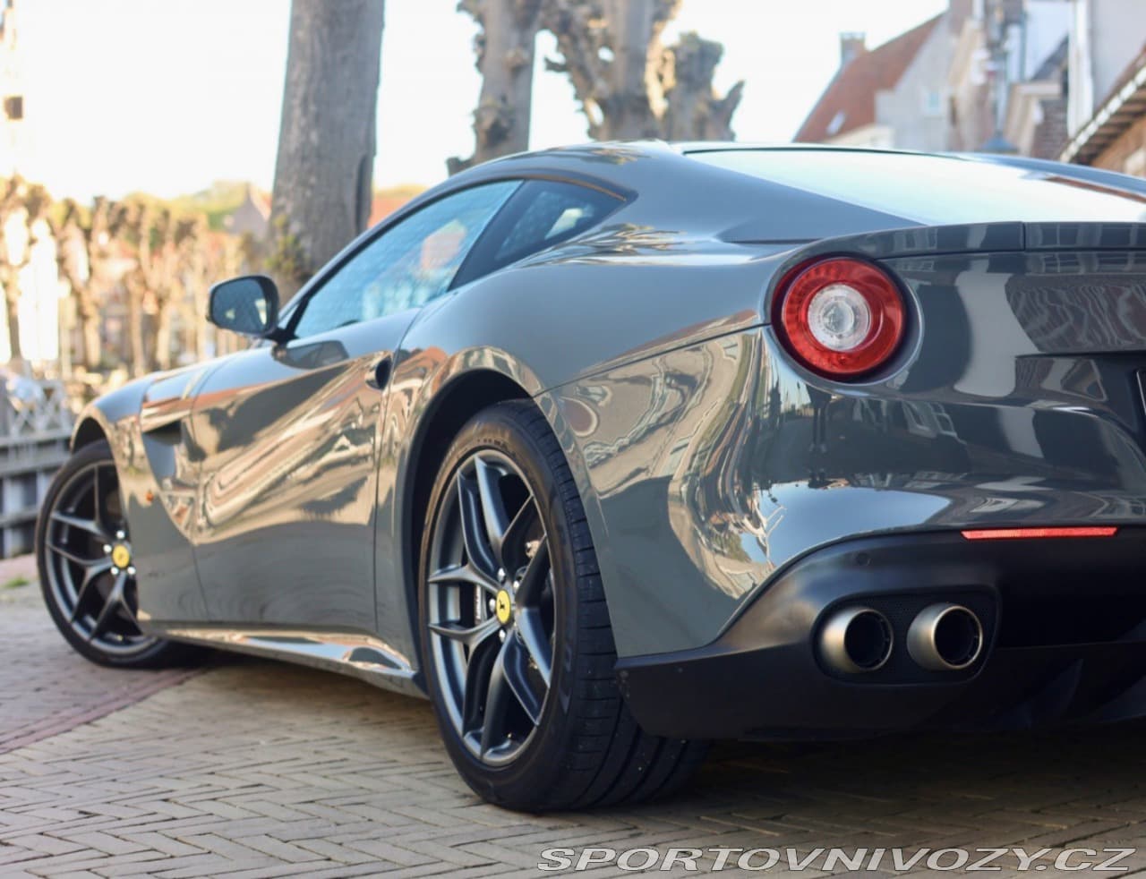 2013 Ferrari F12 - 4