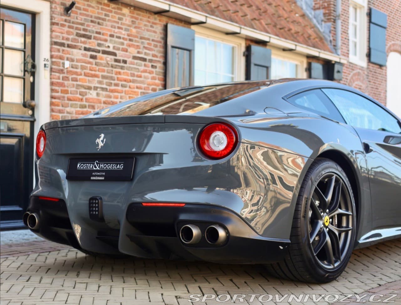 2013 Ferrari F12 - 8