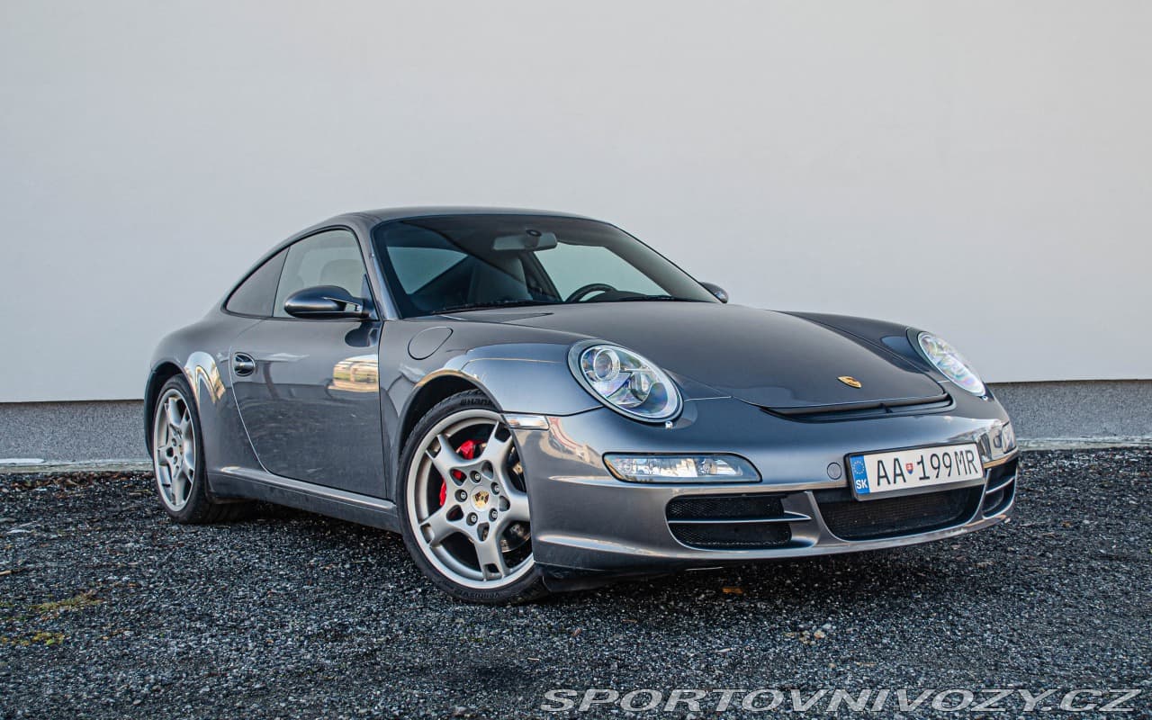 2005 Porsche 911 - 14