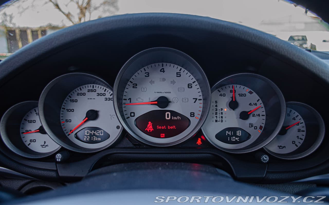 2005 Porsche 911 - 20