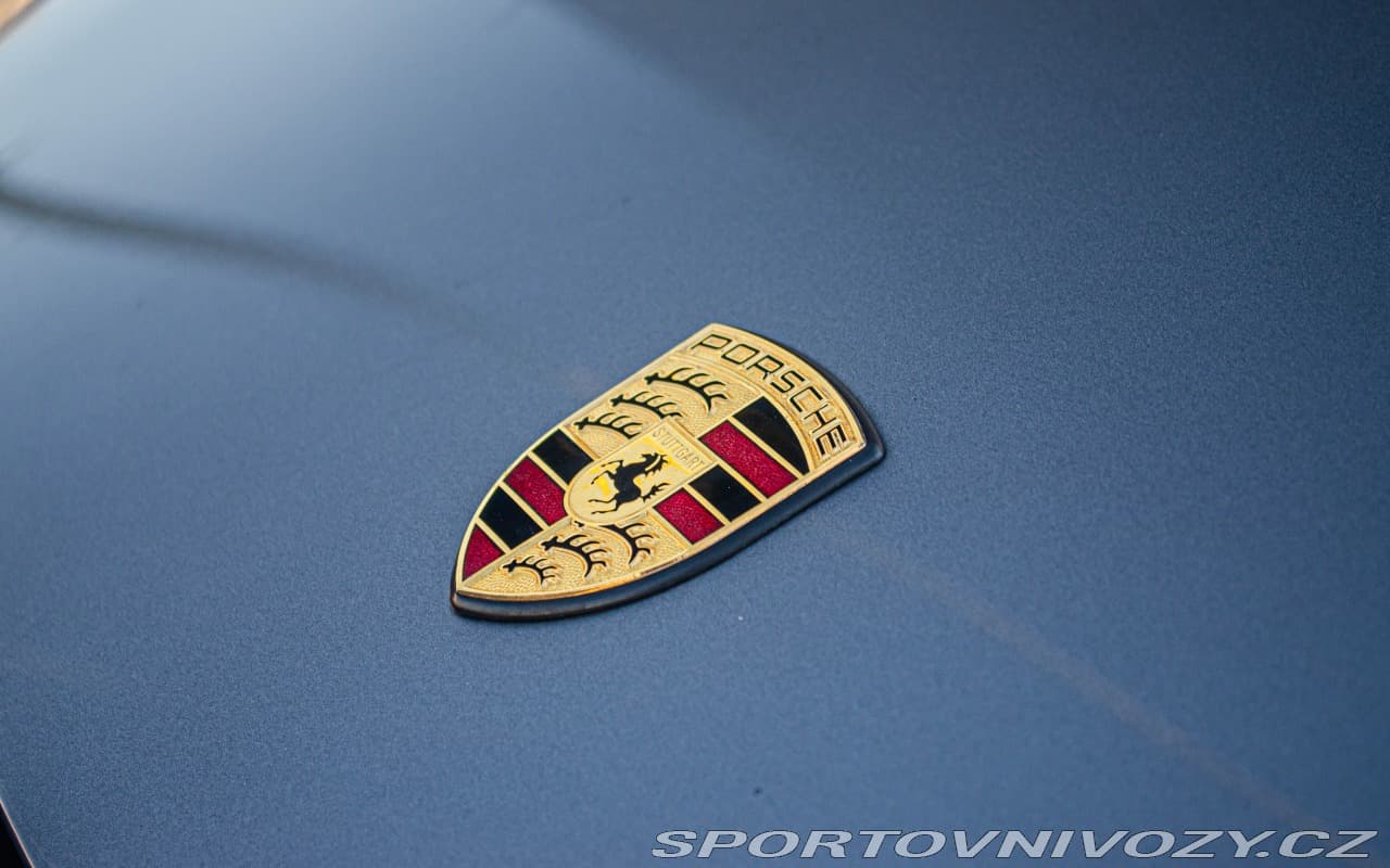2005 Porsche 911 - 4
