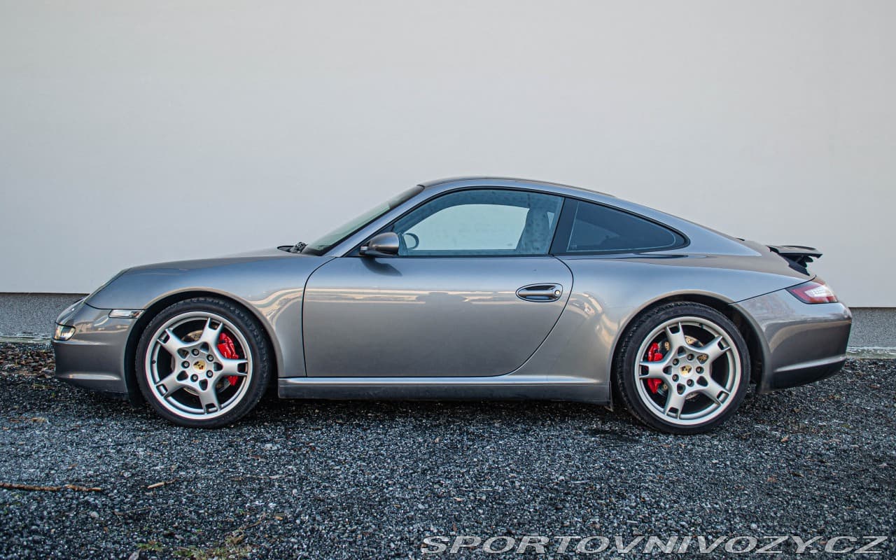 2005 Porsche 911 - 8