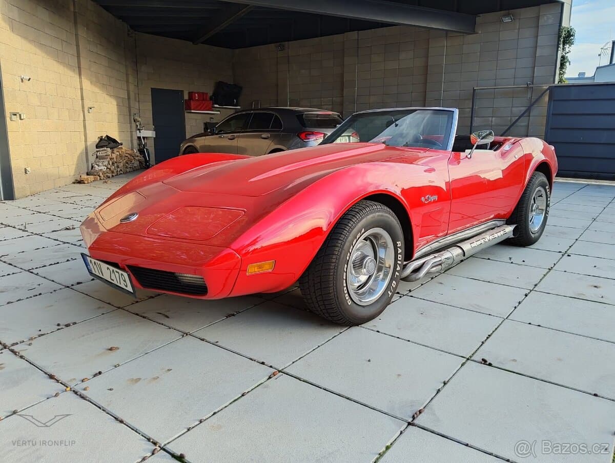 1974 Chevrolet CORVETTE - 3