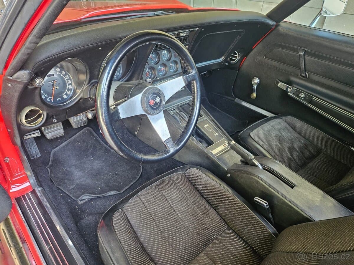 1974 Chevrolet CORVETTE - 5