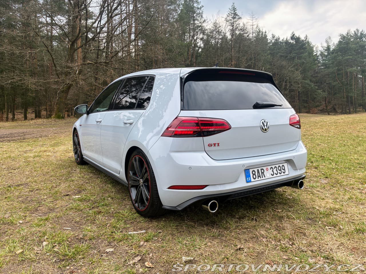 2018 Volkswagen GOLF - 11