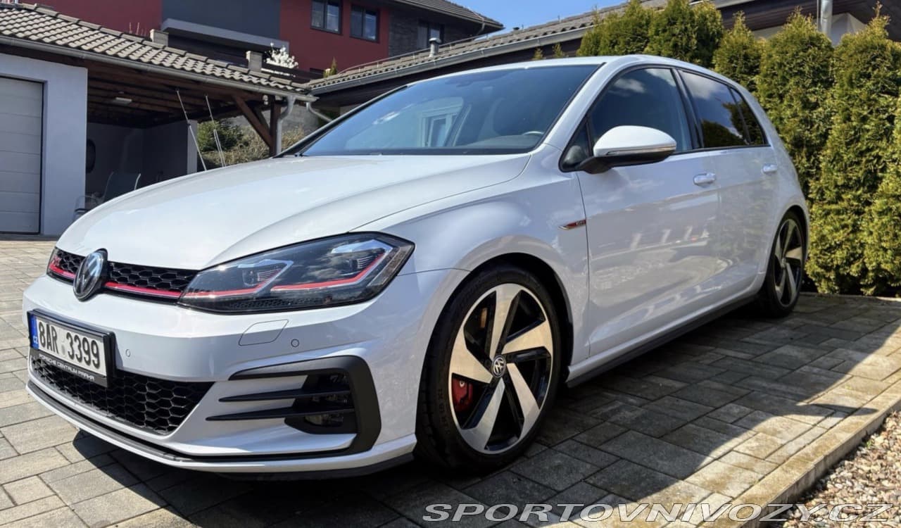 2018 Volkswagen GOLF - 2