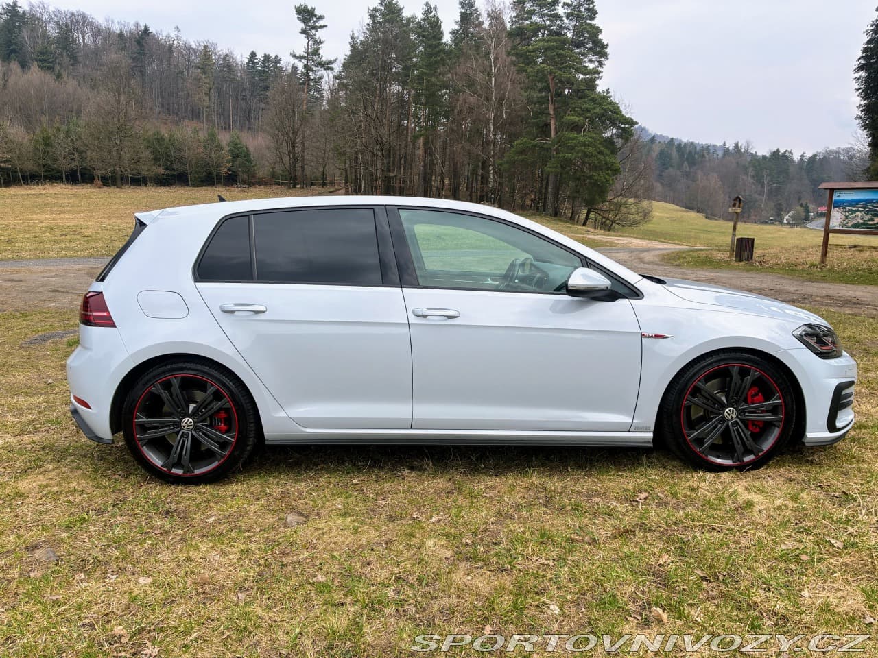 2018 Volkswagen GOLF - 9
