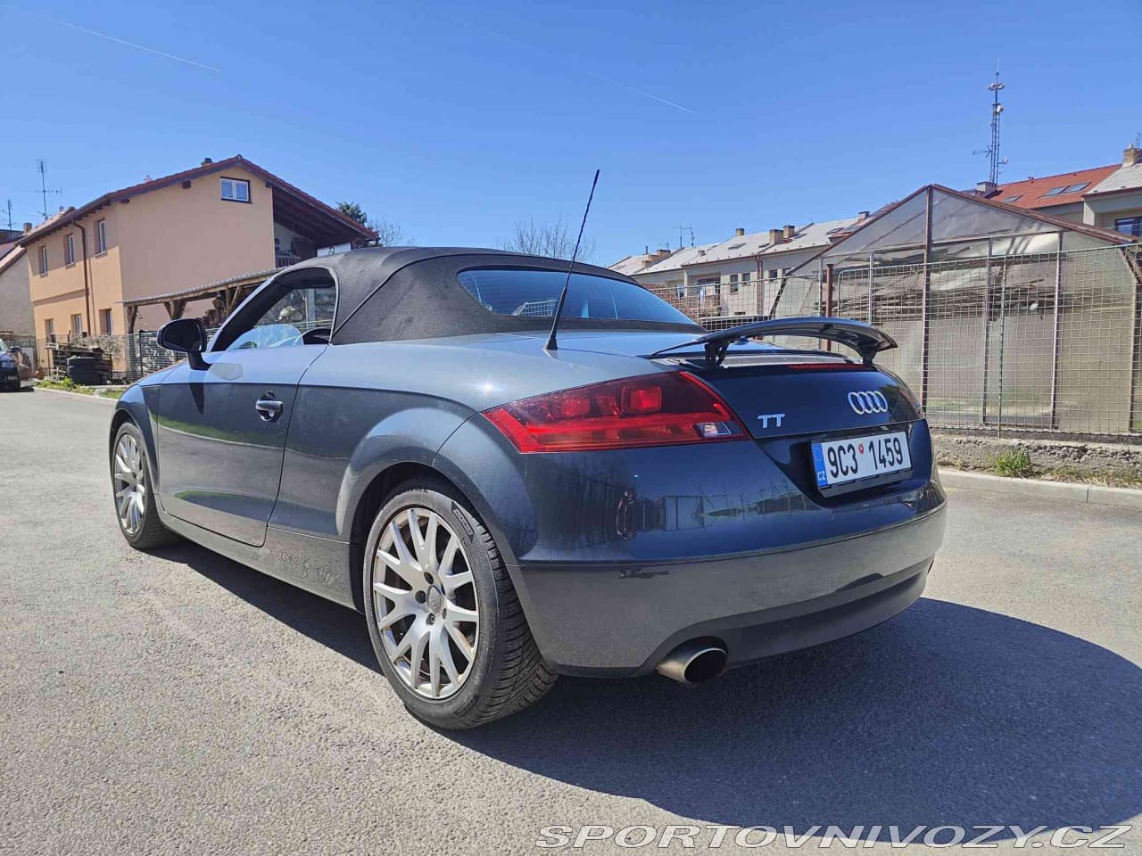 2008 Audi TT - 12
